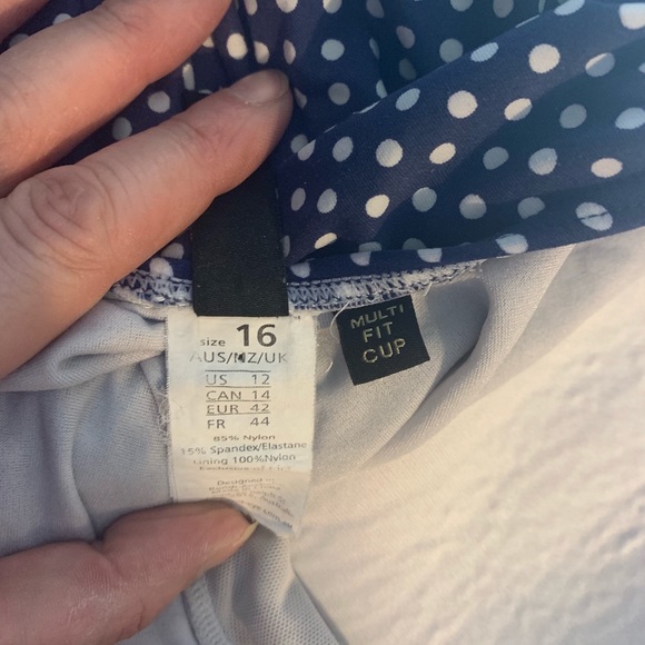 Niptuk Swim Bathing Suit, sz 12 figure flattering - Picture 4 of 6